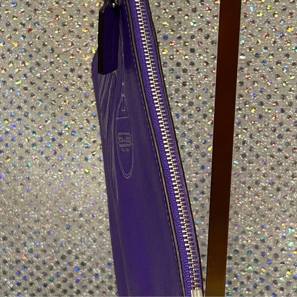 NWOT Coach Purple Leather Wristlet with Tassel Design - Picture 6 of 14